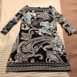 White house black market mid sleeve short dress